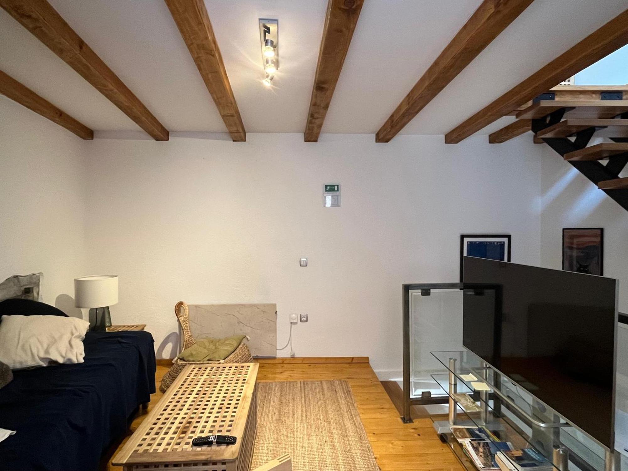 Kate'S Townhouse Lägenhet Buzet Exteriör bild